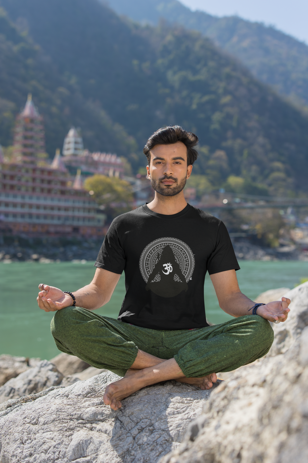 AUM